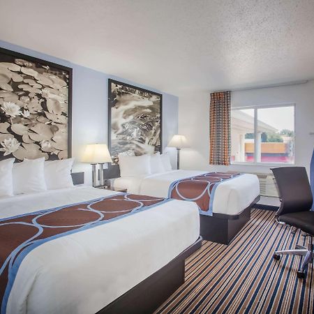 Hotel Super 8 By Wyndham Washington Exteriér fotografie